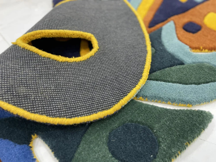 Abstract Leaf Design (Unshaped) Hand Tufted Rug